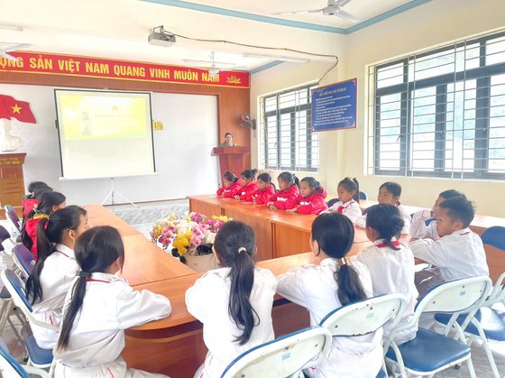 Đại hội cháu ngoan Bác Hồ năm 2025 - Trường PTDTBT TH Huổi Lèng