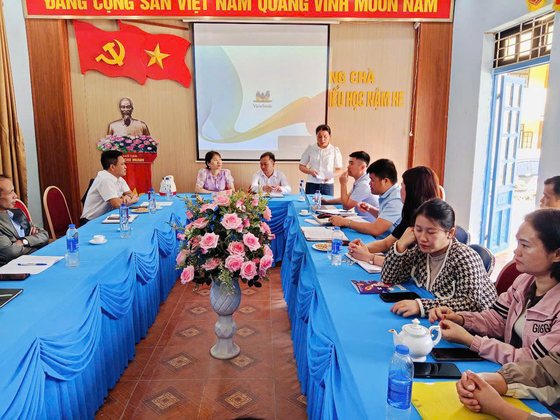 HỘI NGHỊ LẤY Ý KIẾN BỔ NHIỆM LẠI CHỨC VỤ PHÓ HIỆU TRƯỞNG TRƯỜNG PTDTBT TIỂU HỌC NẬM HE