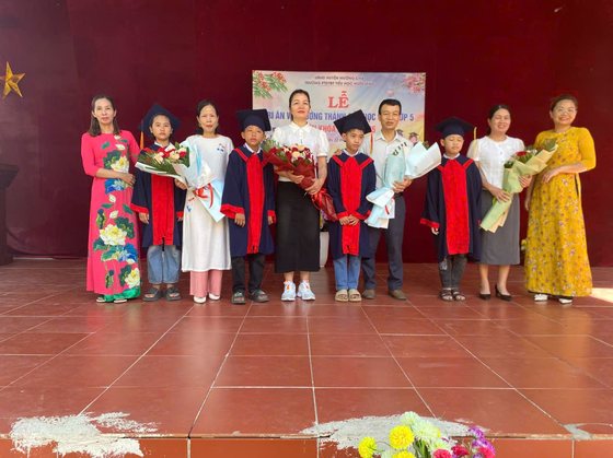 Lễ tri ân và trưởng thành cho HS lớp 5 năm học 2024-2025