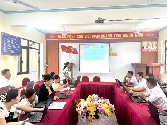 Trường PTDTBT TH Huổi Lèng tập huấn "VUI ĐỌC CÙNG EM"