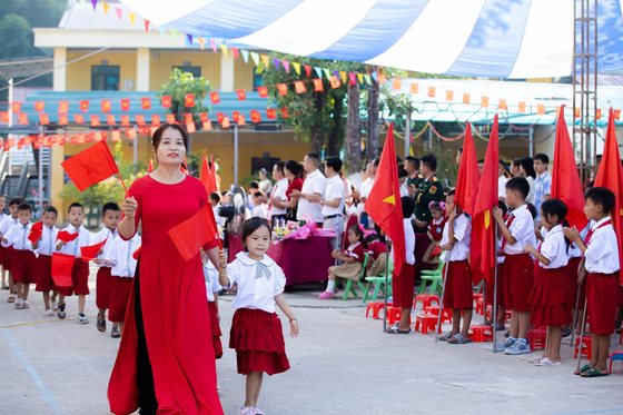 KHAI GIẢNG NĂM HỌC MỚI 2026 - 2027 TRƯỜNG PTDTBT TIỂU HỌC MƯỜNG TÙNG